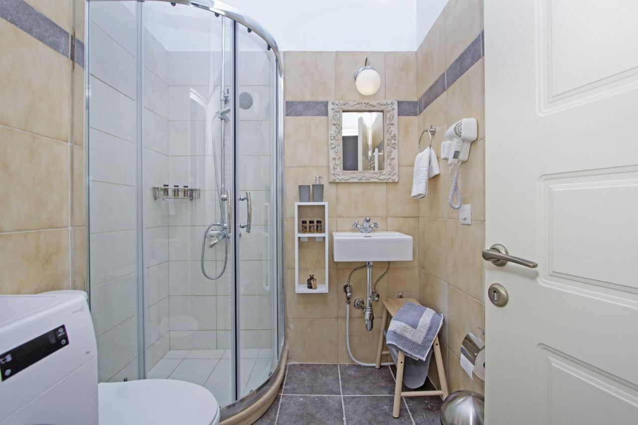 Domus Lux By Konnect Apartment
